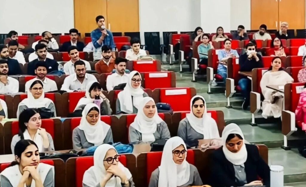 image_editor_output_image-562373602-17684942247627381371229381316570